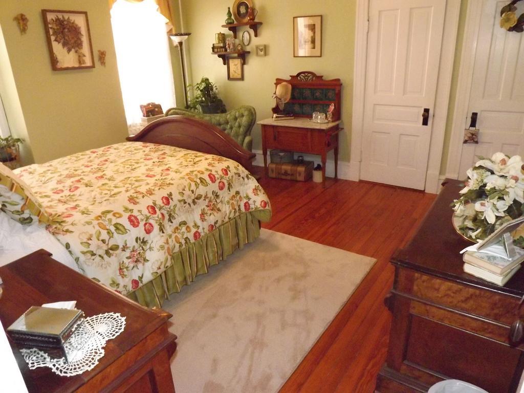 Belle Hearth Bed And Breakfast Waynesboro Δωμάτιο φωτογραφία